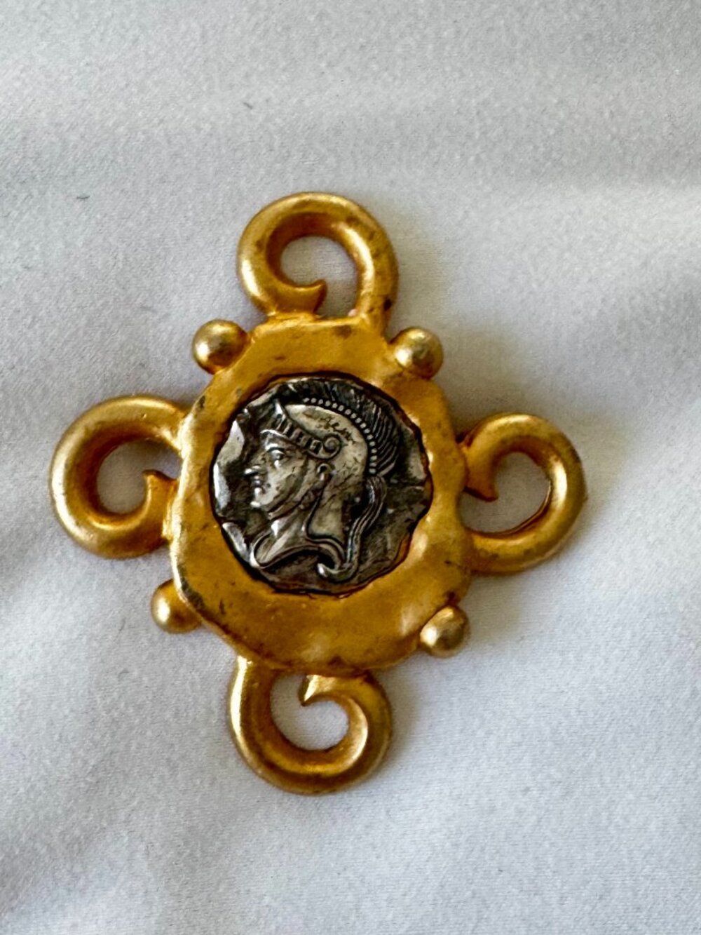 Vintage Large Gold Intaglio Roman Solider Cameo Coin Pendant Brooch Pin